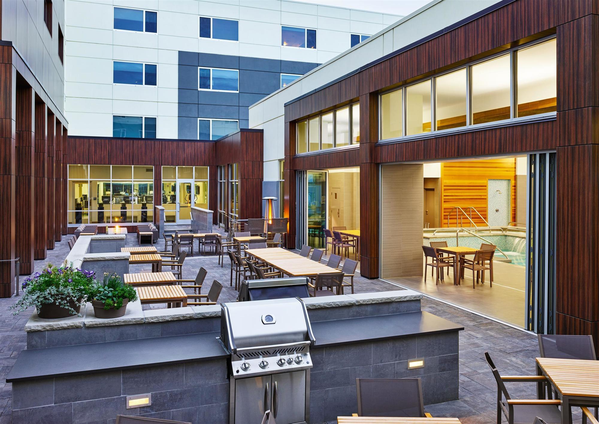 Element Fargo Hotel West Fargo Exterior photo